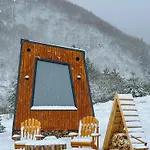 Danguba - Tiny Glamp House With Hot Tub By Iglena Kupres (Canton 10)