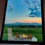 Danguba - Tiny Glamp House With Hot Tub By Iglena Kemping Kupres