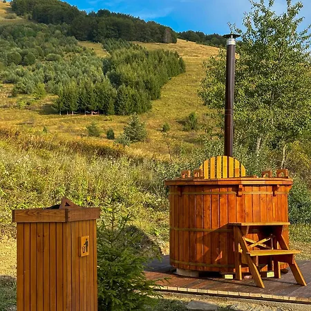 Danguba - Tiny Glamp House With Hot Tub By Iglena Camping Kupres (Canton 10)
