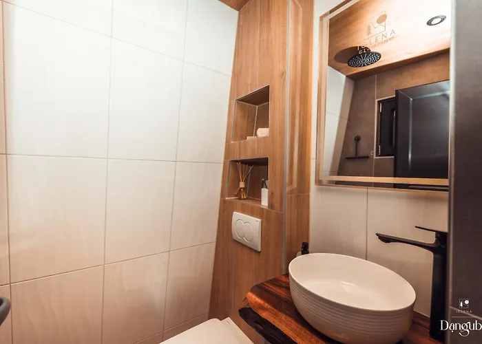 Danguba - Tiny Glamp House With Hot Tub By Iglena * Kupres (Canton 10)