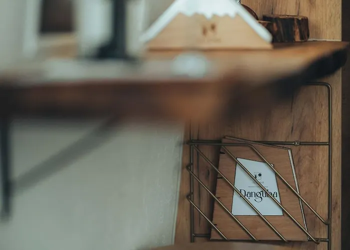 Tiny Glamp House - Danguba By Iglena Kemping Kupres