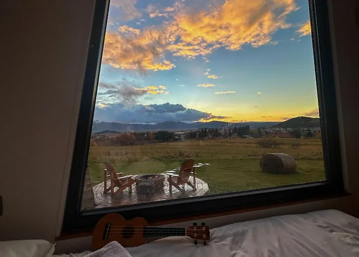 Danguba - Tiny Glamp House With Hot Tub By Iglena Kemp *